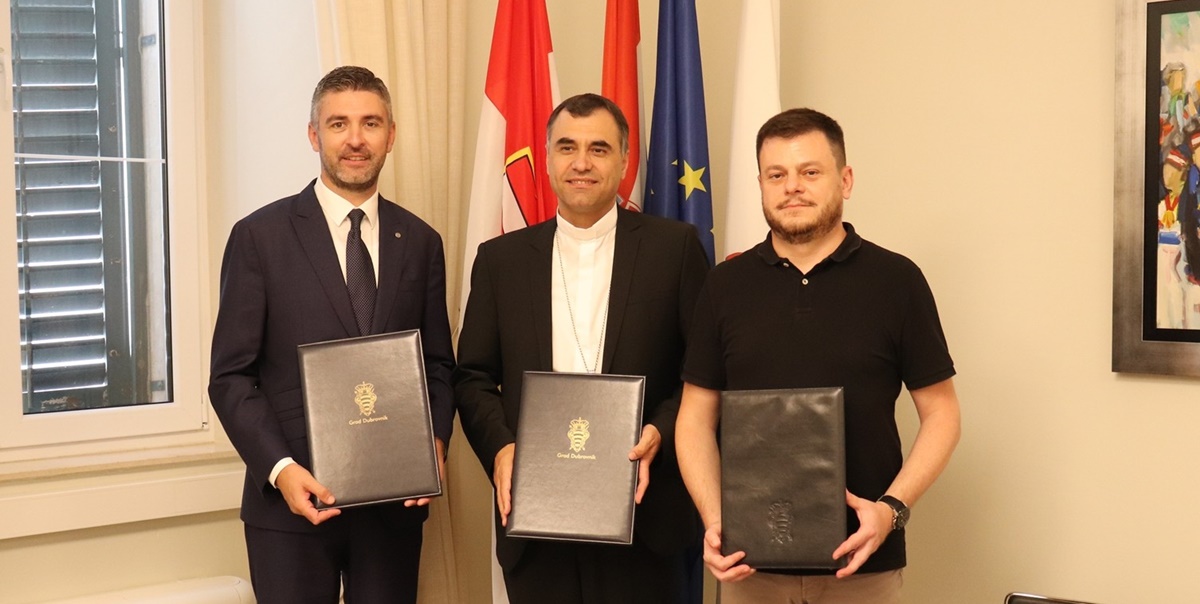 Rekonstrukcijom Biskupskog dvora osigurat će se 122 nova vrtićka mjesta, u planu je uređenje još dva prostora