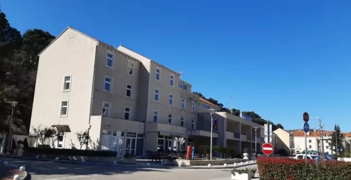 Proširuje se ovlast komunalnim redarima, sad će dodatno nadzirati najvredniji prostor obalnog pojasa