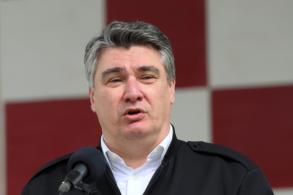 Drž’te ga što dalje od ekonomije, inače, jadna li nam majka