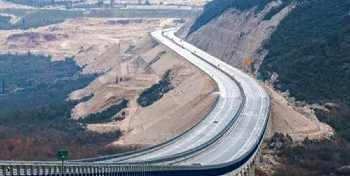 VELIKA PRILIKA ZA JUG Vlada prelomila. Financirat cemo važnu cestu koja nas spaja sa 500 milijuna Europljana