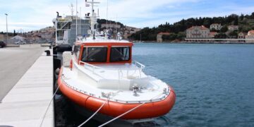 TKO ĆE VOZITI? Iz Ministarstva mora pojašnjavaju kako funkcionira brodica za hitnu pomoć u Dubrovniku