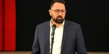 Nastavlja se prepucavanje nakon sjednice: ‘Srećom, naši gradski vijećnici pregledaju materijale. Tko zna što je sve prošlo’