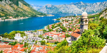 BRATSTVO I JEDINSTVO ILI BIZNIS Uvodi se brodska linija Dubrovnik – Kotor, dvaput tjedno