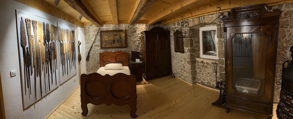 Mladići su jedan predmet nudili djevojci, ako ga je prihvatila, počeo je proces vjeridbe