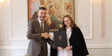 Uručen deseti ugovor od 30 tisuća eura za pomoć u rješavanju stambenog pitanja mladih Dubrovčana