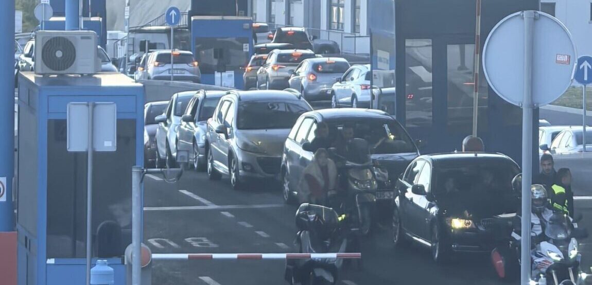 USKRSNE GUŽVE NA GRANICAMA: Najviše se čeka na Karasovićima, neke pravce treba izbjegavati