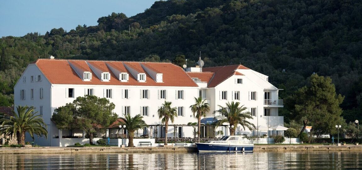 Krim policija upala u šipanski hotel - nakon dojave, tragala za oružjem