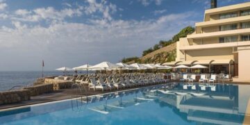 LUKSUZ IMA CIJENU: Doznali smo koliko su neki spremni platiti da bi za Novu slušali Čolu i Severinu