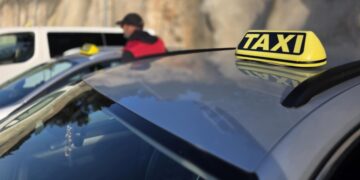 Mali taksisti i dostavljači moći će dobiti 50 posto povrata kupe li auto na struju, imamo sve detalje