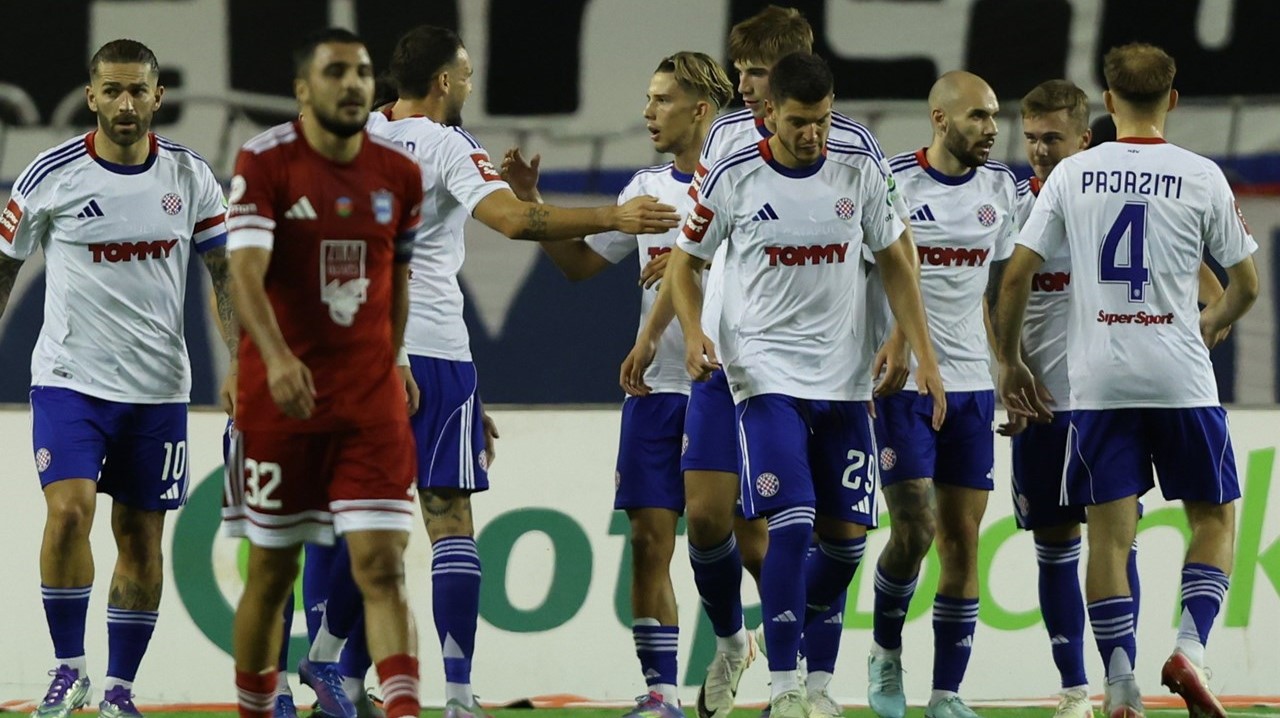 POLJUDSKA RASPRODAJA Puno se imena spominje koji bi transferima trebali spasiti blagajnu