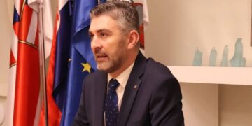 FRANKOVIĆ: Njegujmo sve što nas povezuje generacijama, ali gledajmo i u budućnost