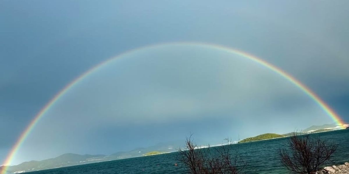KAD PRIRODA ČASTI Korčulanka s adresom u Cavtatu, uhvatila prizor dana na Pelješcu, pogledajte VIDEO!
