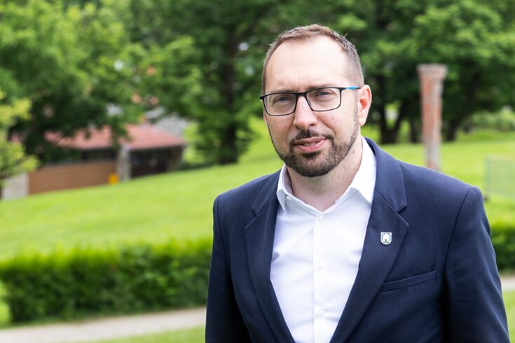 Tomaševiću stigle jezive prijetnje, policija ušla u prostorije Možemo!