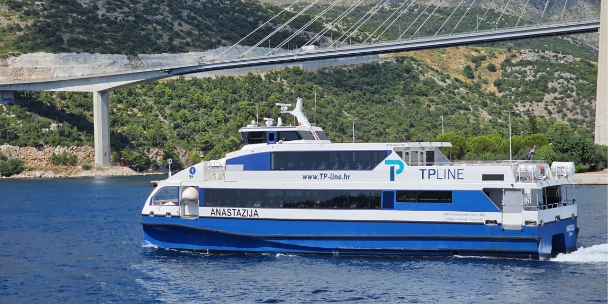 ZA KORČULANE I LASTOVCE Želite li sutra na Festu sv. Vlaha? Doznajemo novi red plovidbe katamarana!