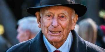 Upoznajte gospara Boža – stogodišnjeg čuvara Feste! Dočekao je Stepinca, a i danas ide na ribanje