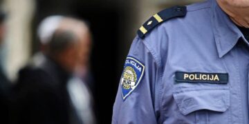 Međunarodna potjera za bešćunim prevarantom: 98-godišnjoj Dubrovčanki uzeo životnu ušteđevinu