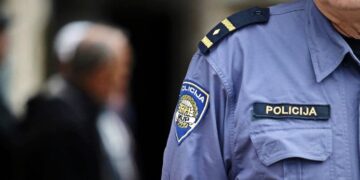 Međunarodna potjera za bešćunim prevarantom: 98-godišnjoj Dubrovčanki uzeo životnu ušteđevinu