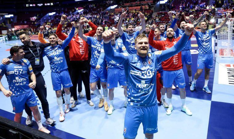 Kapetan Martinović: Mi nismo političari, mi smo samo sportaši koji pjevaju Thompsona