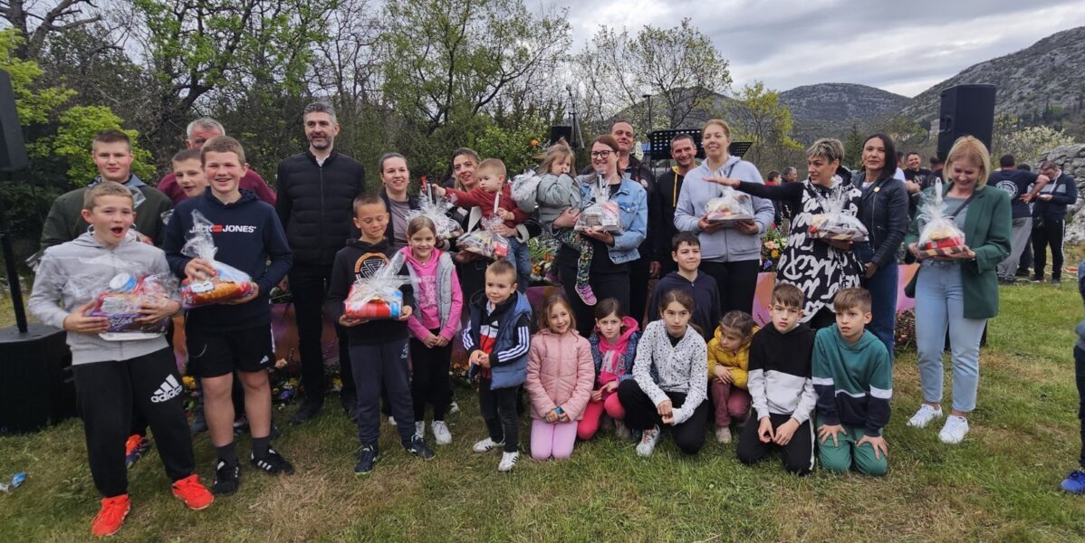 Evo što donosi Uskrs u Primorju: Besplatno busom na vikend uz ture, igre i glazbu u Gornjim selima