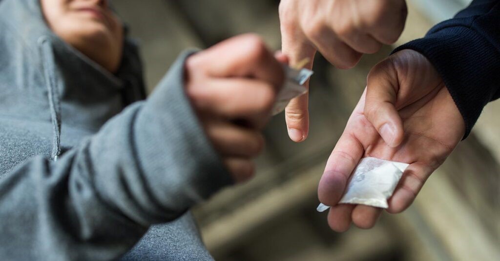 Velike zapljene droga u Dubrovniku: tko su dileri marihuane, kokaina i amfetamina na ulicama