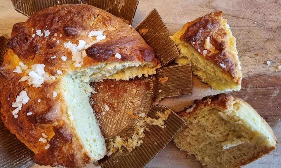 PRIČA O DOMAĆOJ PINCI Bez žurbe i s puno ljubavi: imamo recept i savjete za savršeni domaći uskrsni kolač