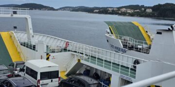 PRESLAGIVANJE FLOTE Valun na remont, Krševan na Mljet, stigao Ilovik