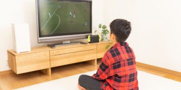 Djeca pred ekranima provode i do osam sati dnevno, rješenje nije ni lako niti jednostvano, ali postoji