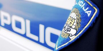 Jedna navika u prometu produžuje reakciju čak tri puta, a danas je na meti policije i učenika