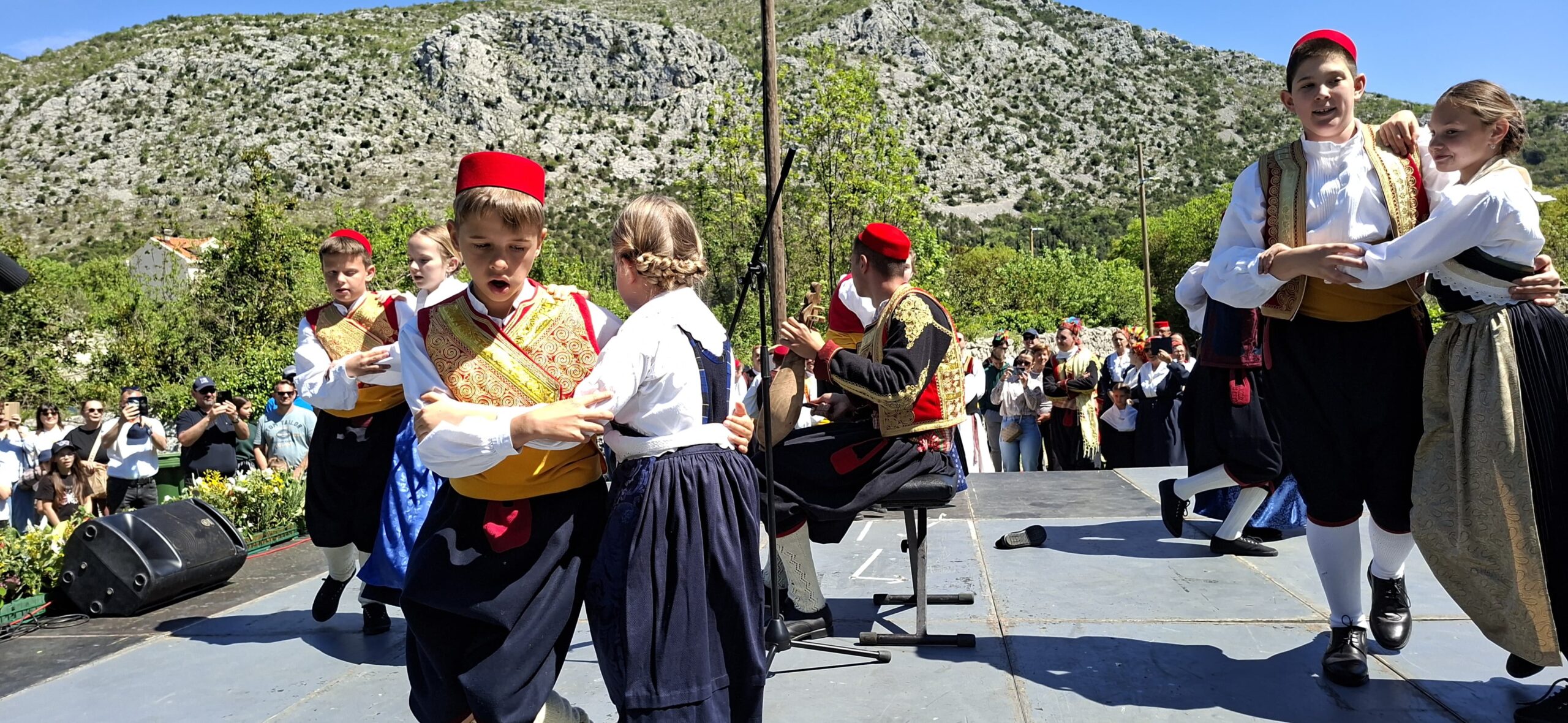 Mrčevo oživjelo uz tradiciju i glazbu – evo što se sve događalo (FOTO)