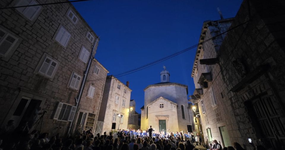 MOJOJ LIJEPOJ Poklon Gradu uoči Dana državnosti, tradicija koja je postala pravilo, publika oduševljena