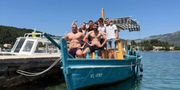FOTO & VIDEO Sigurno se pitate gdje je dospio povijesni leut s maturantima? Doznali smo gdje su bili i što su sve radili