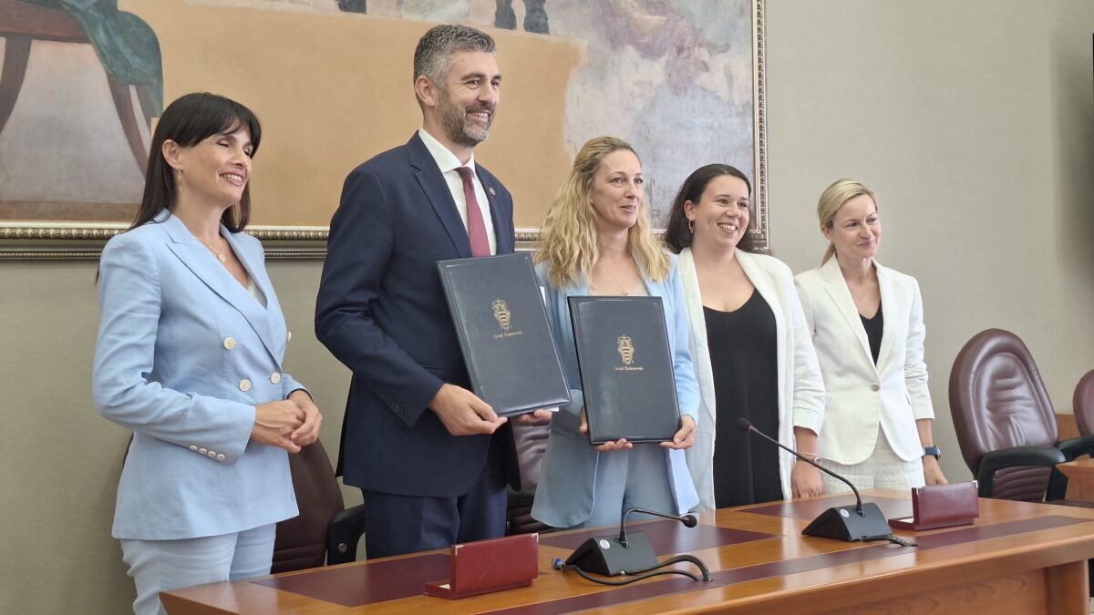 Potpisan ugovor za projekt „Zeleni prsten oko grada“: Dubrovnik dobiva novi drvored s 57 stabala