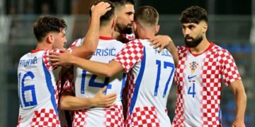 Gradska uprava produžila radno vrijeme ugostiteljima, neće samo Dubrovnik biti noćas bez sna
