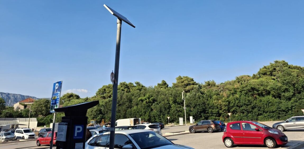OPĆA BOLNICA: Da, sada je mrak, ali nakon vašeg teksta zatražili smo od zakupnika parkinga da upali svjetlo