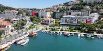 U srcu Dubrovnika se prodaje ljetnikovac koji svi žele, a znamo i cijenu