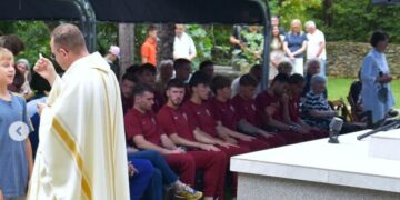 Za koga navijaju Bog i Gospa i smije li izbornik javno svjedočiti vjeru?