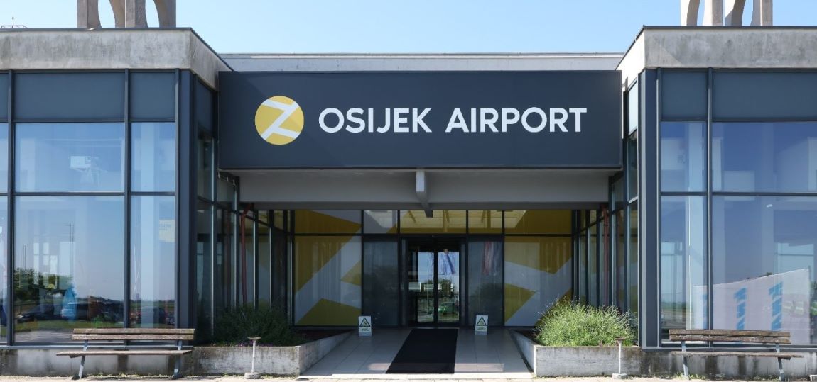 SAMO U HRVATSKOJ Avion kružio i čekao da kontrolor stigne na posao