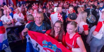 Ludnica u Kanadi uoči utakmice s Panamom: Stranci oduševljeni kockicama, prognoziraju nam laganu pobjedu!