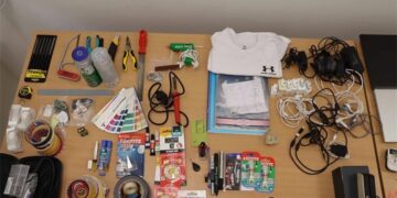 Dubrovačka policija uhitila stranca koji je po bankomatima postavljao skimmere, pretragom pronađena gomila opreme (VIDEO)
