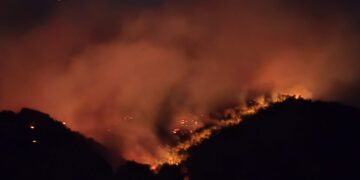 Fotografije s požarišta na Korčuli: Ovo je vulkanska lava