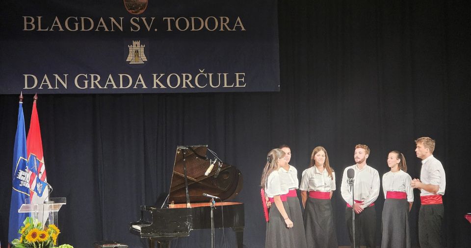 KORČULA JE BISER MORA Kako su životne slučajnosti izrežirale prekrasan kulturni program svečane sjednice