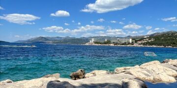 PRIZOR S RAZGLEDNICA Pogled od milijun dolara: Pogledajte ovu panoramu s plaže Vis