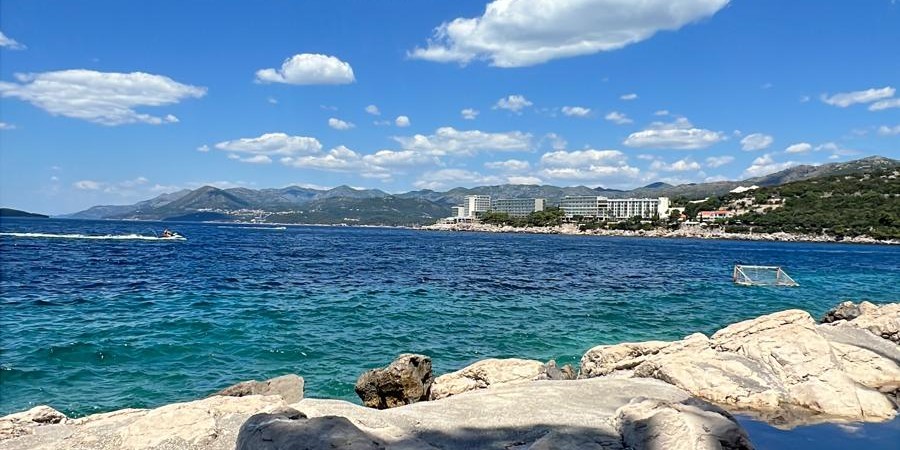 PRIZOR S RAZGLEDNICA Pogled od milijun dolara: Pogledajte ovu panoramu s plaže Vis