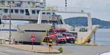 Na Korčulu stiglo pojačanje: U gašenje požara uključeno više od 300 vatrogasaca (VIDEO)