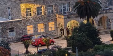 Na Korčuli sazvan hitan sastanak kriznog stožera, požar se i dalje širi