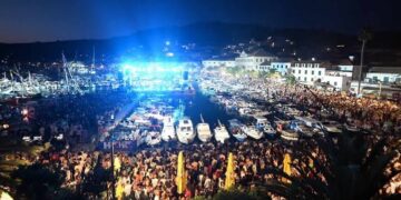 TRAG U BESKRAJU Važne informacije za posjetitelje koncerta u Vela Luci – kako stići i vratiti se s otoka