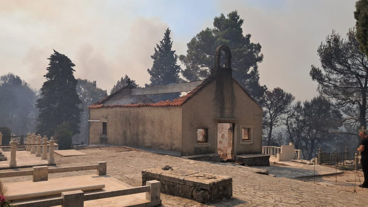 Izgorjela crkva svetog Petra u Potomju