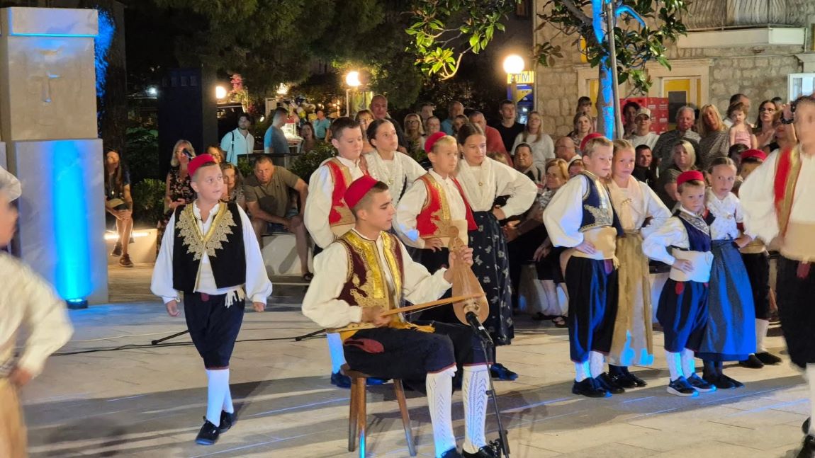 Slano ovog vikenda u znaku tradicije: stigla druga Festa od folklora
