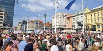Dobroslavić o ‘Hodu za Liku’: ‘Oporbene stranke učinile su sve kako bi se okoristile prosvjedom’