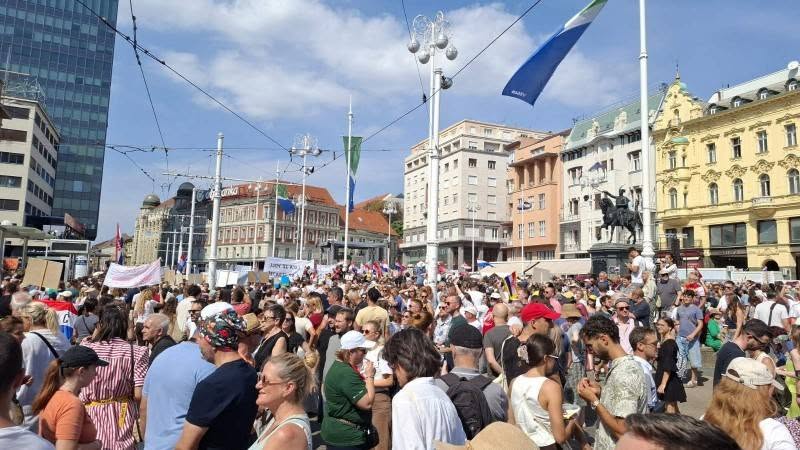 Dobroslavić o ‘Hodu za Liku’: ‘Oporbene stranke učinile su sve kako bi se okoristile prosvjedom’